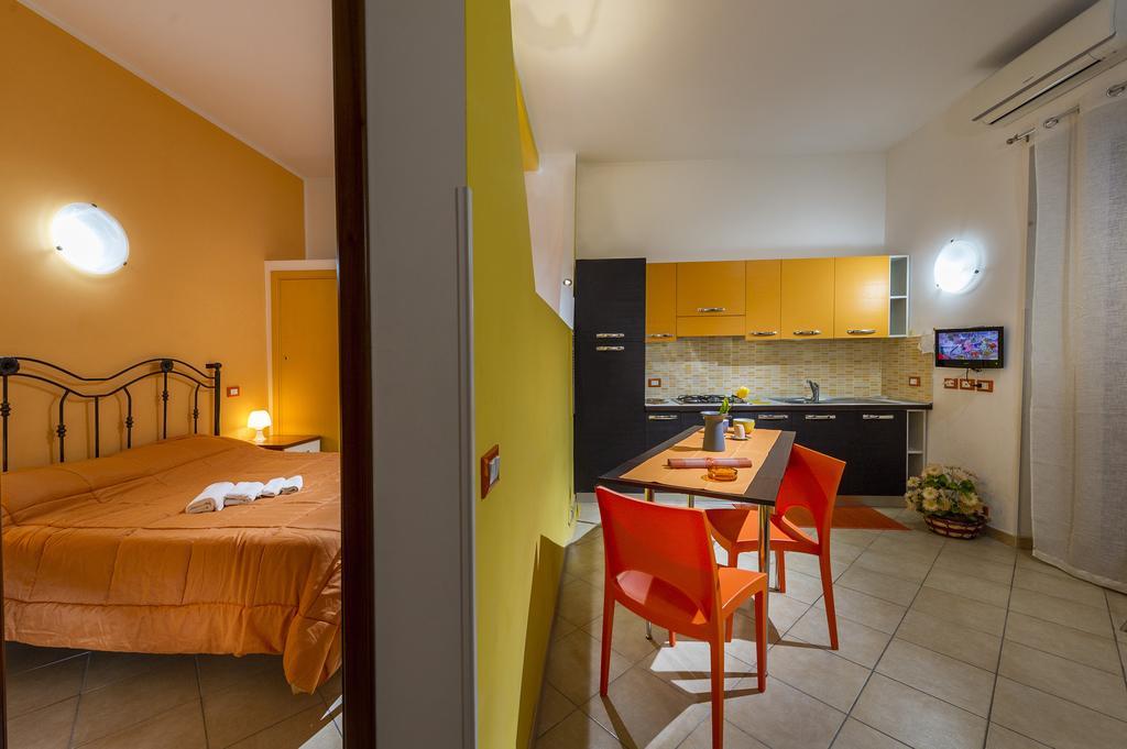L'Accogliente Apartman Castellammare del Golfo Kültér fotó